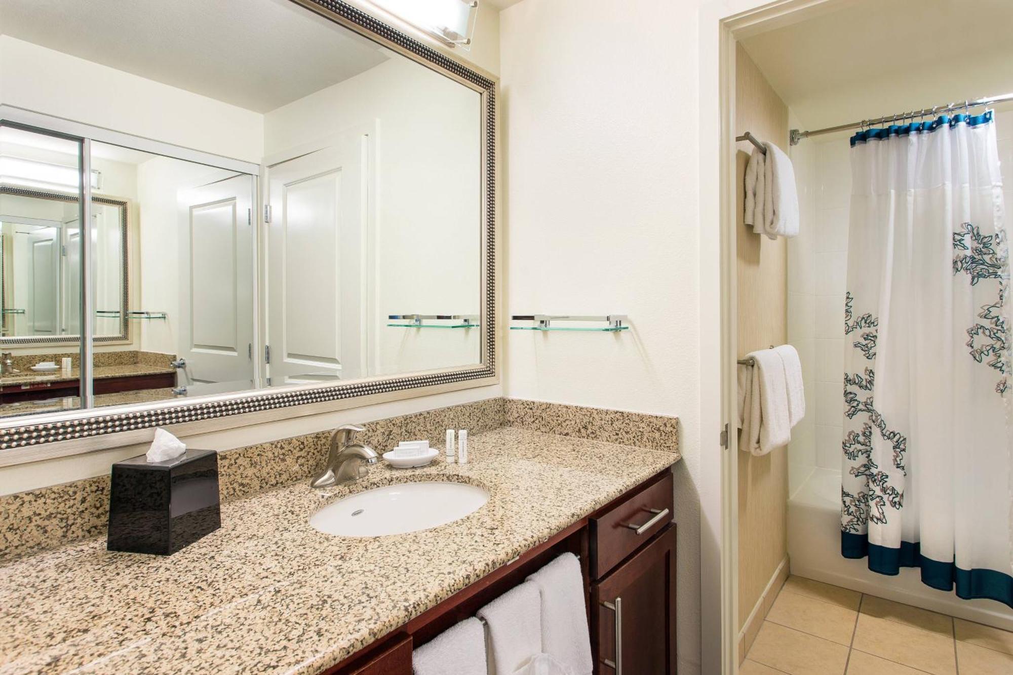 Residence Inn San Diego Oceanside Exterior photo